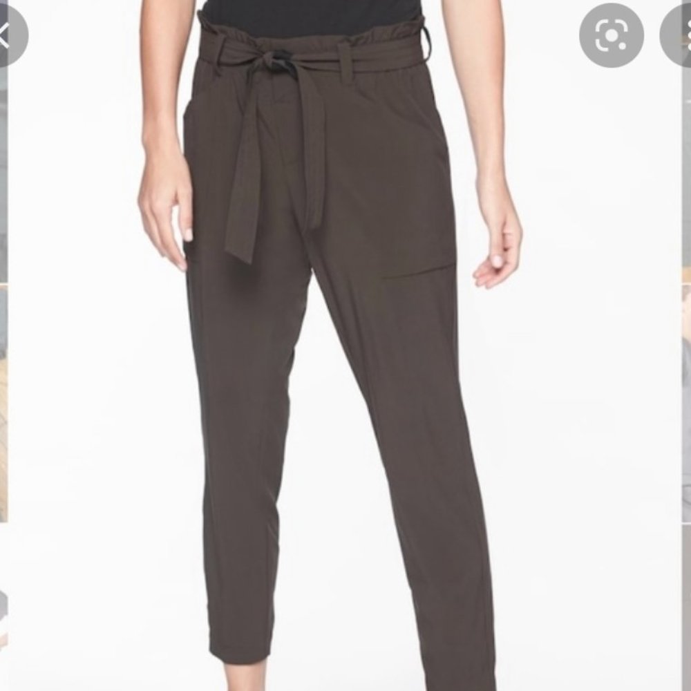 Athleta Skyline Pant Arbor Olive 12 NWT New